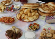 Kasachstan_gedeckter_Tisch